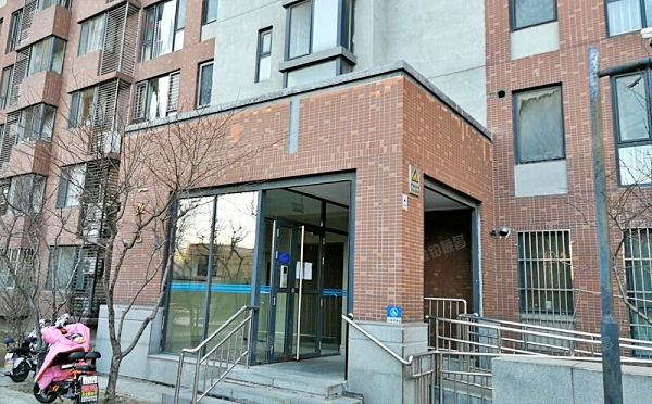 海淀区 太平路36号院7号楼8层1单元902（新兴年代）