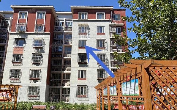 昌平区 龙锦苑东一区6号楼4层1单元402号