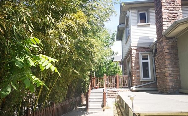 昌平区 立汤路9号院五区9号-1至2层（保利垄上）别墅