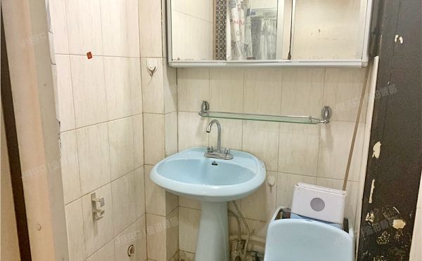 东城区 赵堂子胡同5号楼7门