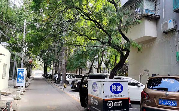 朝阳区 光熙门北里12号楼1708室（50%份额）