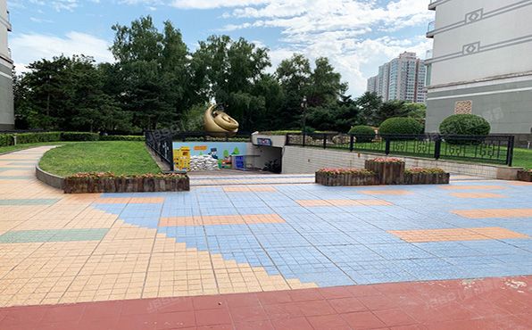 海淀区 万寿寺中海紫金苑2号楼12层2单元1502