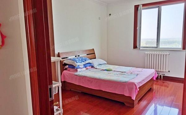 大兴区 育胜街36号院7号楼14层1单元1404号（满庭春MOMA）99%份额