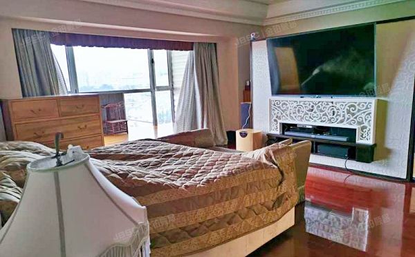 东城区 东直门内大街9号院2号楼1001室和1002室（NAGA上院）