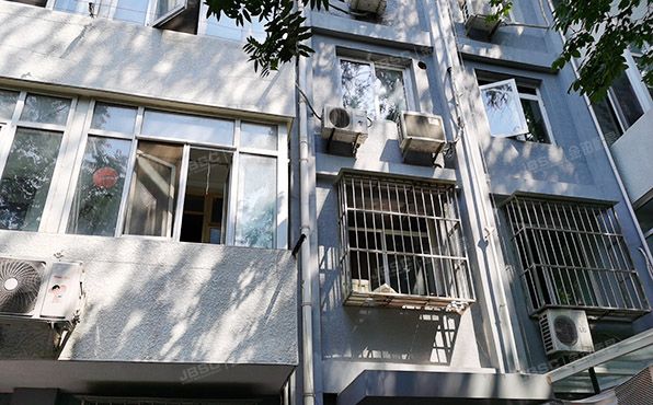 东城区 永康胡同5号2号楼2层5单元202号（官书院北区）