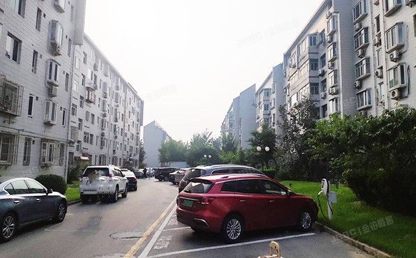 顺义区   天竺花园天祥2号楼4层一单元402