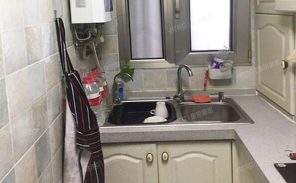 东城区   革新南路2号院1号楼13层13-2