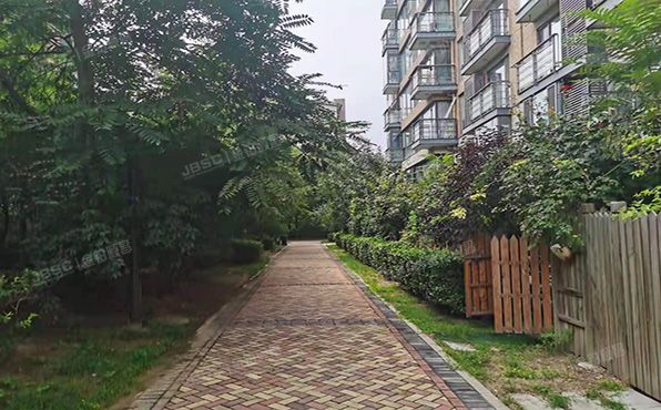 朝阳区   金蝉欢乐园1号院8号楼12层11单元1201号（华侨城）