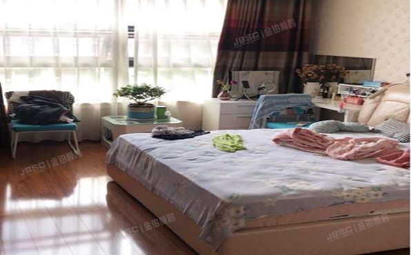 大兴区   康和园162号楼5层2单元502