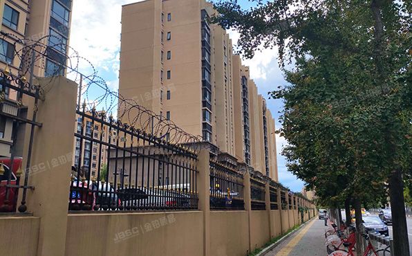 顺义区  顺安路33号院一区4号楼2单元101号（合景香悦四季东区）