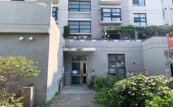 大兴区   康和园162号楼5层2单元502