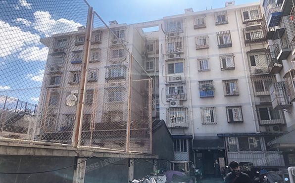 东城区   竹杆胡同8号楼5层1单元503号（朝内小区）