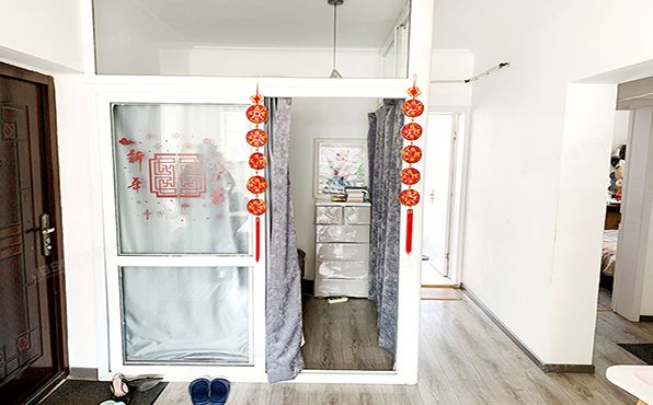 大兴区庞各庄镇隆盛东园5号楼5单元501