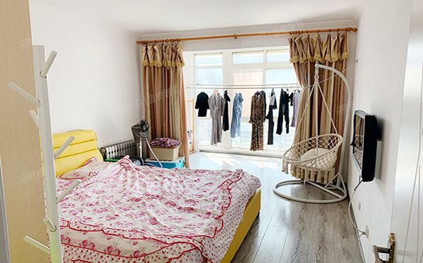 大兴区庞各庄镇隆盛东园5号楼5单元501