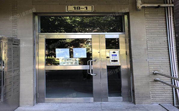 通州区  颐瑞西里18号楼8层1单元902（瑞都公园世家）