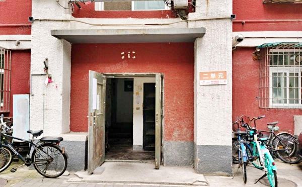 东城区 地坛北门1号楼2单元103号