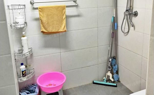 海淀区 增光路37号中海馥园4号楼2层1单元203