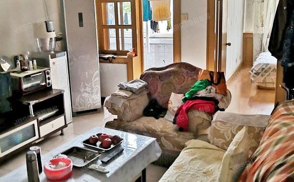 石景山区 八角北路11号院5号楼2层2单元201号