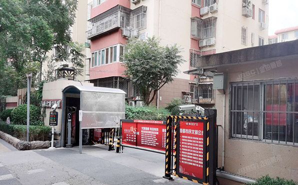 石景山区 八角北路11号院5号楼2层2单元201号