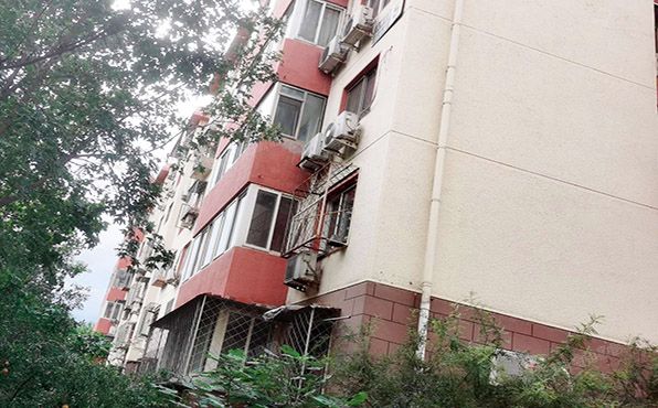 石景山区 八角北路11号院5号楼2层2单元201号