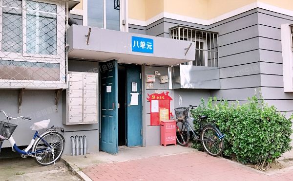 顺义区 三山新新家园二区34号楼8单元502
