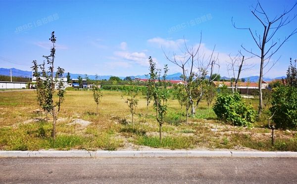 延庆区 井庄镇艾官营村西的土地使用权及地上建筑物（生辉凯旋）工业