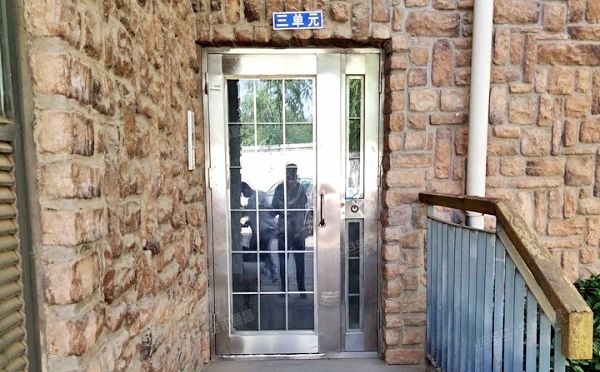 昌平区 定泗路216号院22号楼3至4层3单元301号（北京洋房）