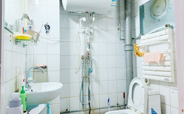 丰台区 怡海花园恒泰园17号楼2层6-201