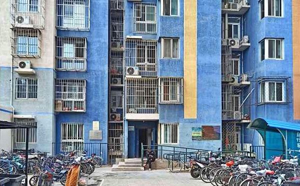 丰台区 顺八条8号院四区3号楼28层2810号（宋家庄家园四区）