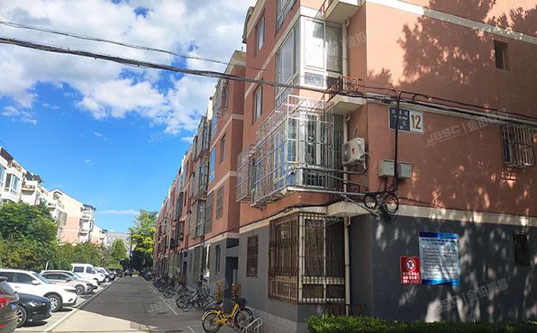 延庆区 颍泽洲小区三区12号楼2层204