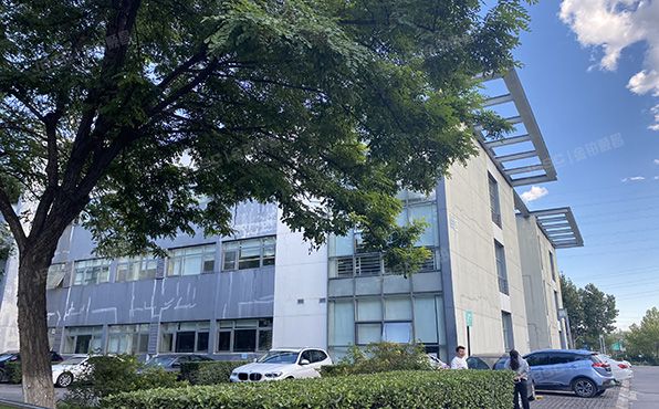 经济技术开发区 西环南路26号院8号楼1至4层（嘉捷科技园）工业