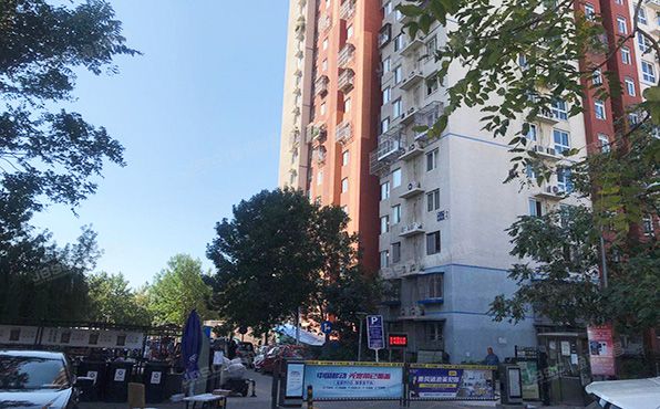 丰台区 顺八条8号院四区3号楼28层2810号（宋家庄家园四区）