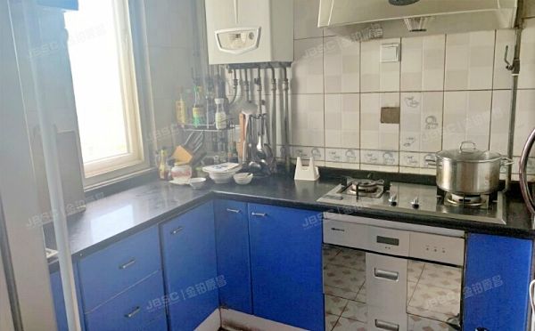 东城区 金鱼池中区8号楼3单元601号