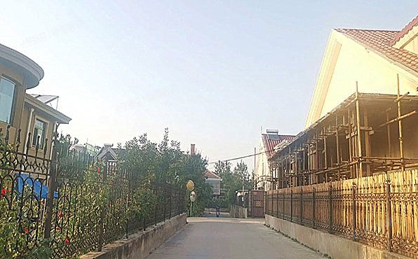 通州区 草寺500号二区26号楼1至2层（天鸿颐景别墅）