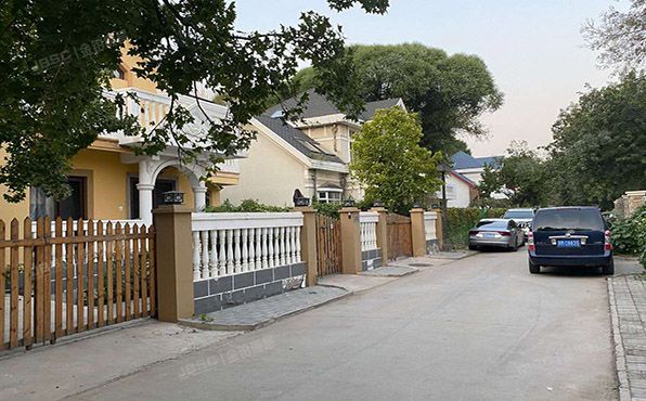 通州区 榆景苑1区34幢1至3层  别墅