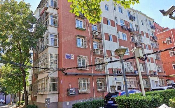 朝阳区 安华西里三区12号楼1单元301号 房改房