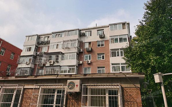 朝阳区 安华西里三区12号楼1单元301号 房改房