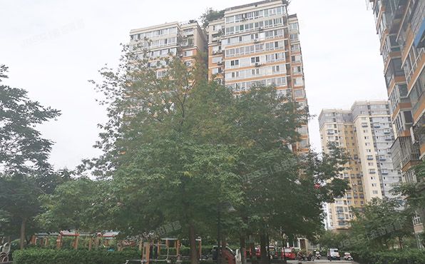 东城区 西革新里112号院2号楼16层1607号  经适房