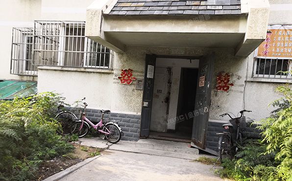 房山区-良乡 北潞华家园16号楼6层1单元601