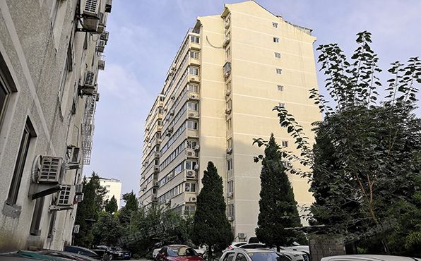 房山区-良乡 北潞华家园16号楼6层1单元601