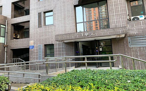 朝阳区 利泽西园306号楼11层1单元1102（上京新航线）