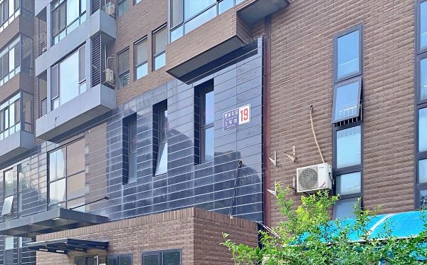 丰台区 贾家花园3号院19号楼18层1807号（建邦华府）