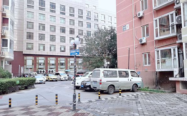 朝阳区 华威里1号楼28层28D（翌景嘉园）