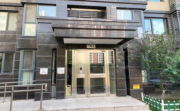 石景山区 西黄新村西里6号楼5层1单元501号（雍景四季）