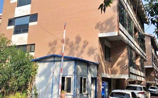 东城区 北河沿大街41号楼3层301、1层108、1层112（御京花园）公寓