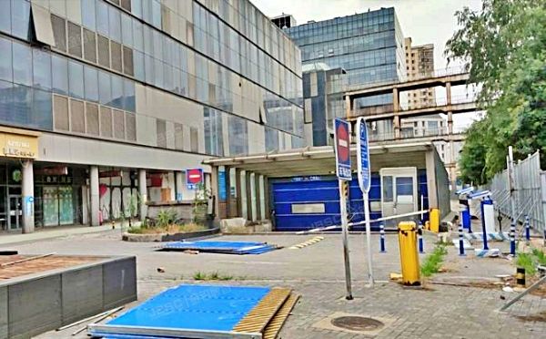 海淀区 北三环西路甲18号院4号楼1层1004（大钟寺中坤广场）商业