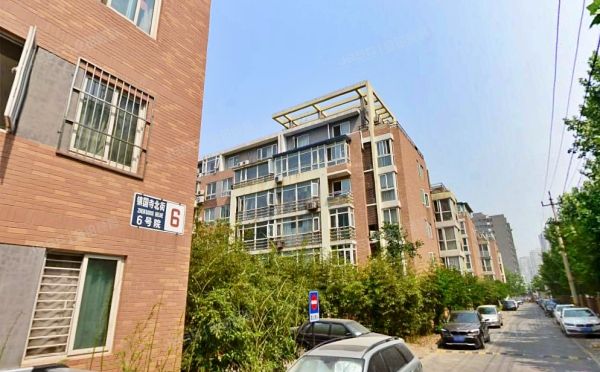 丰台区 镇国寺北街6号院4号楼1层2单元102（星河城夏季星空）