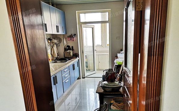 顺义区   石园东苑15号楼1单元301号