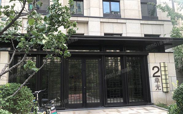 经济技术开发区 四海路七号院18号楼15层2单元1502号（金茂逸墅）