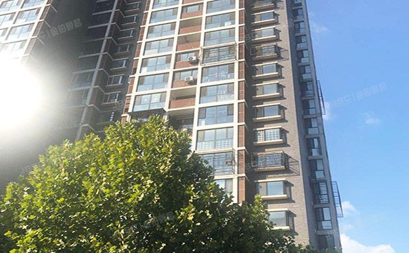 顺义区 裕龙花园三区4号楼1层1单元102室